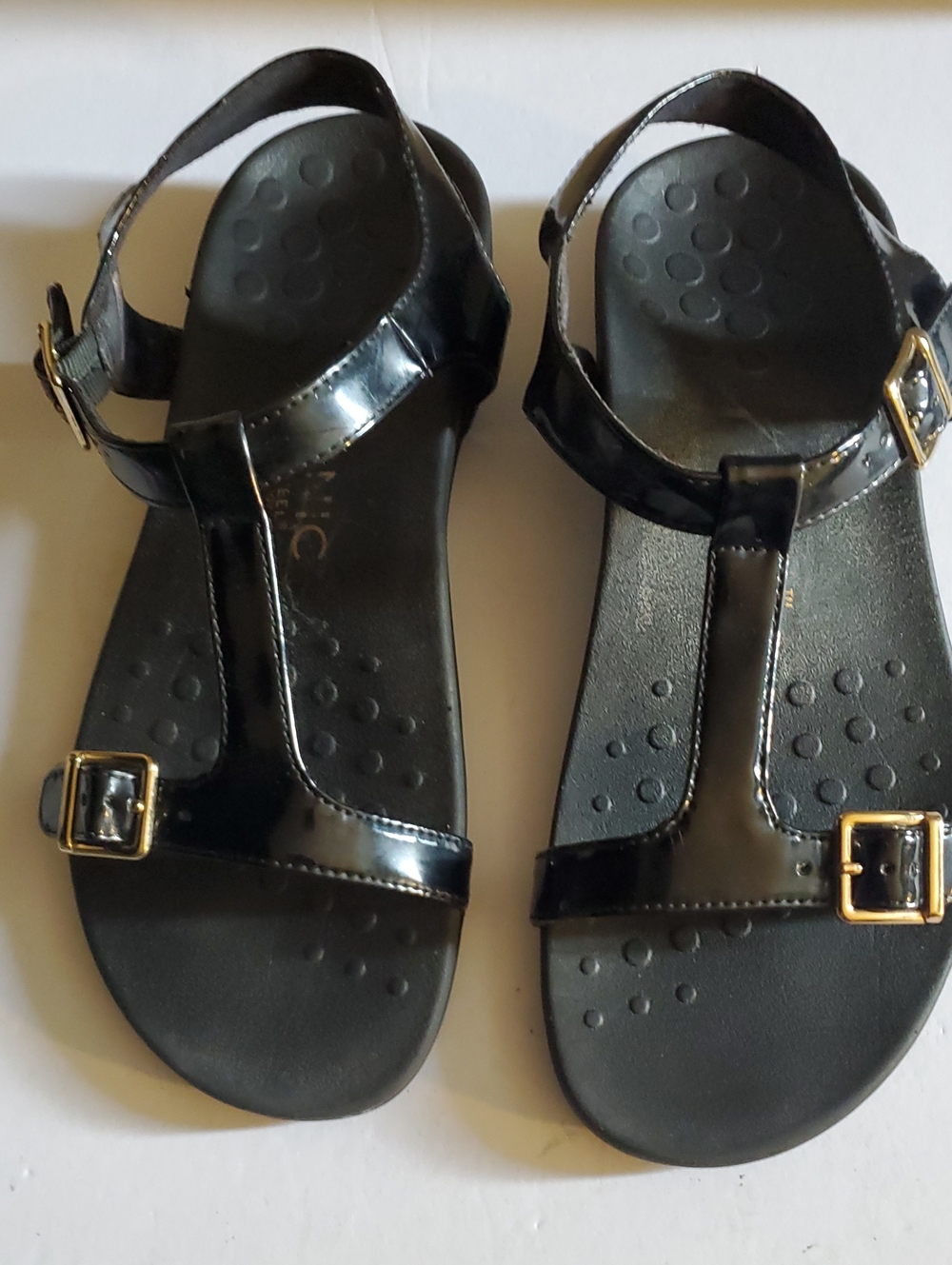 Vionic Adriane Black Patent Sandals with Gold Buckles Size 7